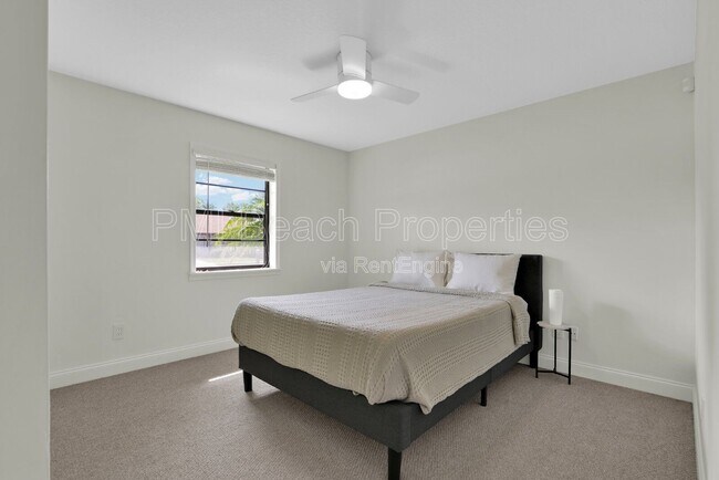 Building Photo - 13684 Exotica Ln