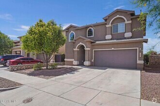Building Photo - 5028 Silver Ranch Ave
