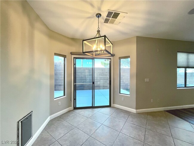 Building Photo - 10658 Little Horse Creek Ave