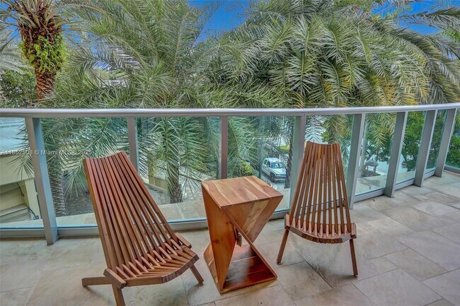 Building Photo - 2501 S Ocean Dr