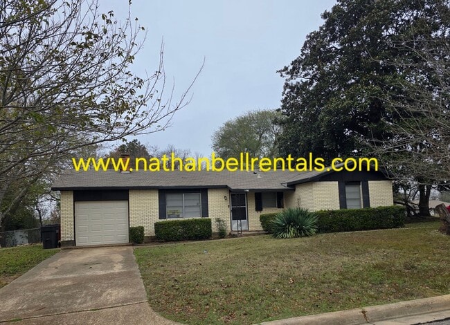 Building Photo - 2485 Cypress Dr