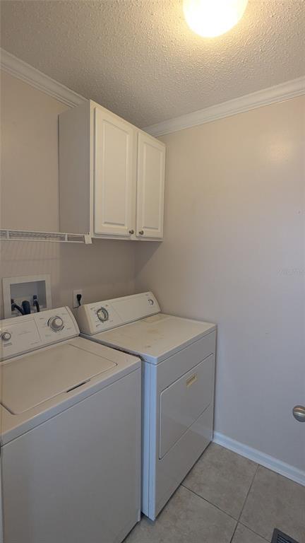 Building Photo - 2905 SW Archer Rd