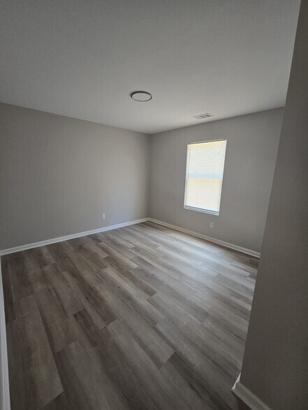 Building Photo - 4849 Wilson Rd