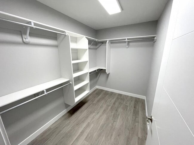 Building Photo - 3249 Cabernet Dr