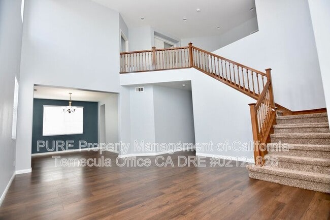 Building Photo - 35808 Chalet Ct