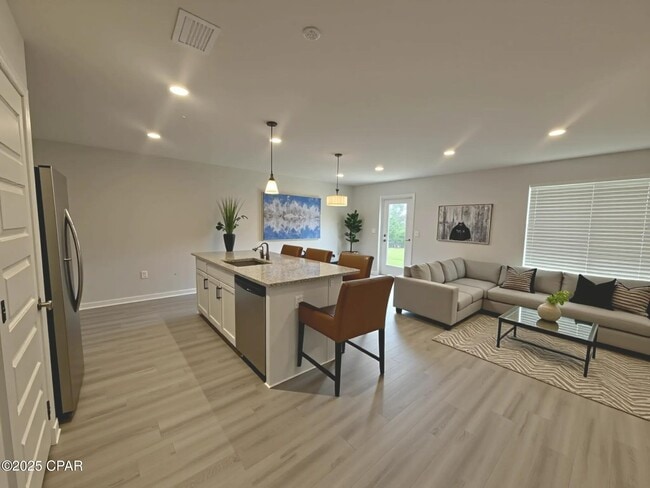 Building Photo - 6621 Slabinski Ln