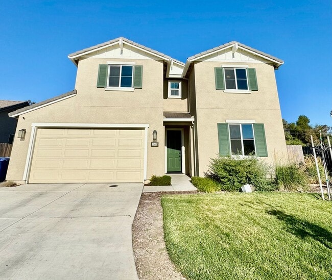 Primary Photo - 5 Bedroom 3 Bath Home with Pool, pool and ...
