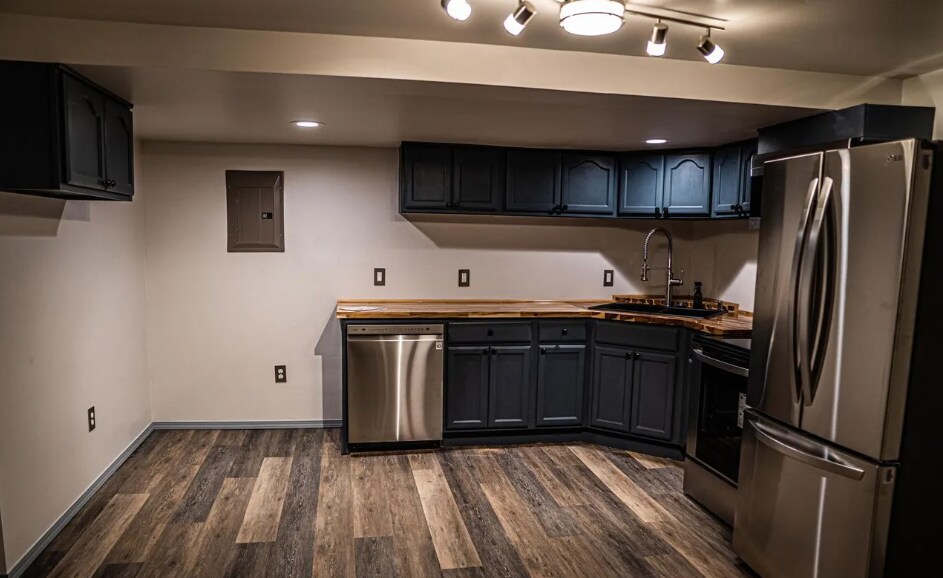 Building Photo - 2015 Oregon Ave