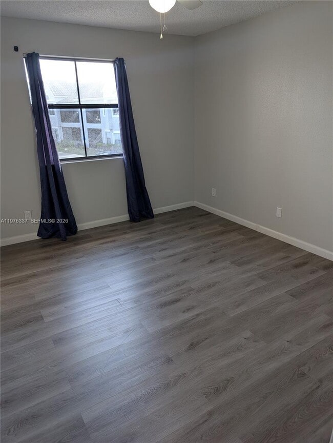 Building Photo - 15067 SW 103rd Terrace