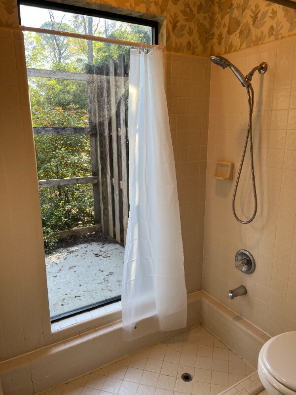 Building Photo - 501 SW 75th Terrace