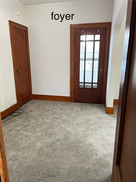 Building Photo - 31 Mathias Ave