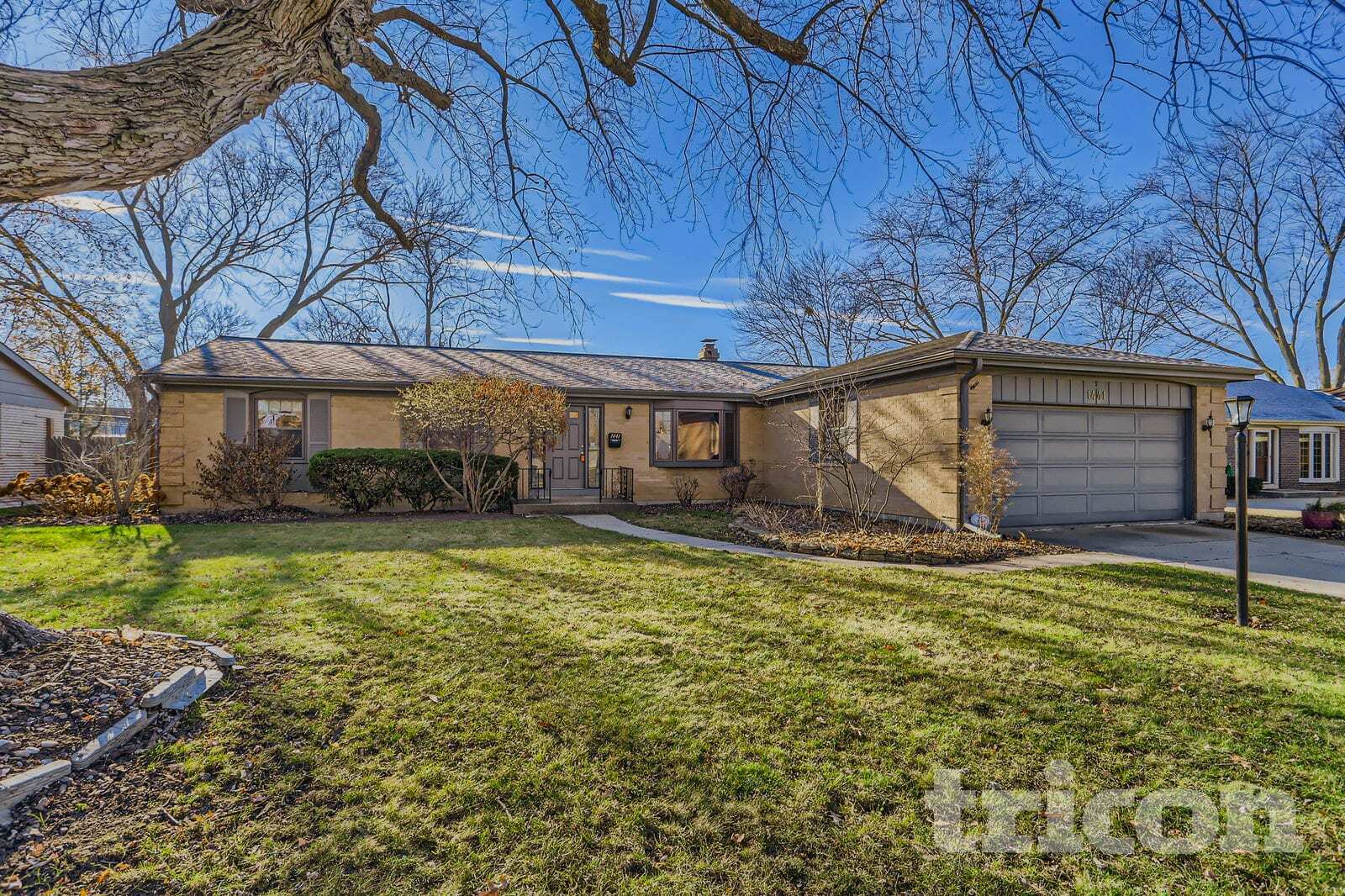 Building Photo - 1441 Maple Ln