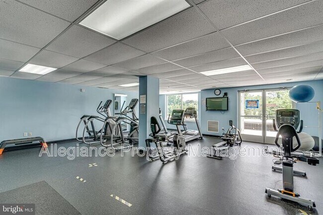 Building Photo - 6301 Edsall Rd
