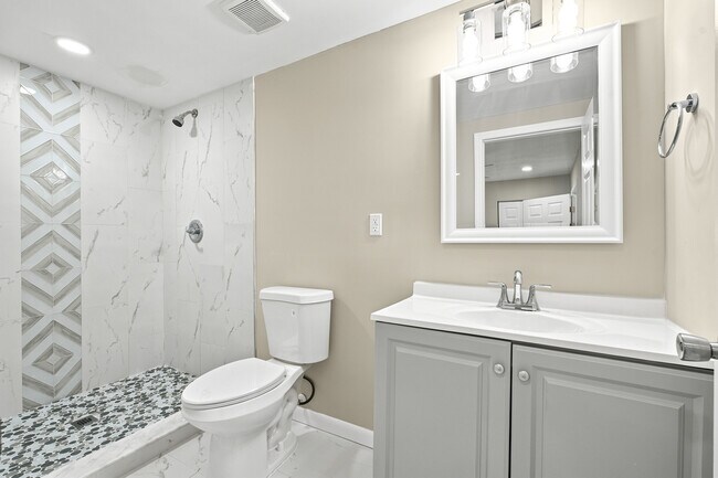 Building Photo - 7218 Zapata Dr