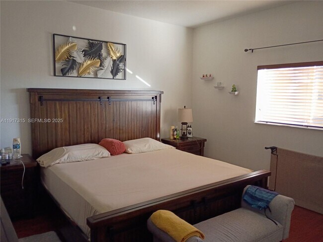 Building Photo - 13274 SW 142nd Terrace