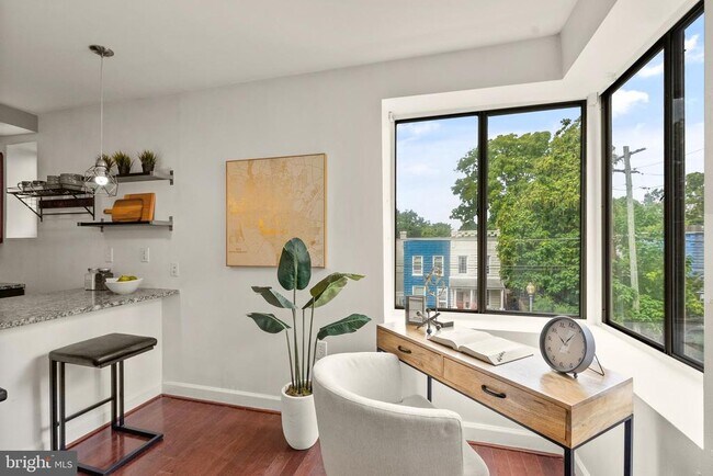 Building Photo - 5401 9th St NW