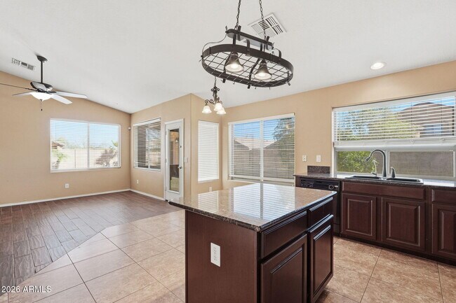 Building Photo - 40310 W Novak Ln