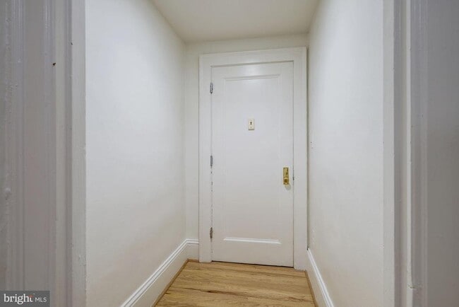 Building Photo - 2153 California St NW