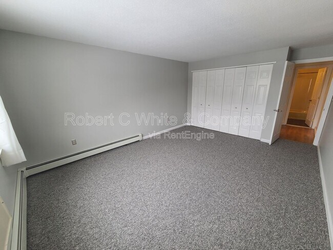 Building Photo - 12 Stony Brook Dr