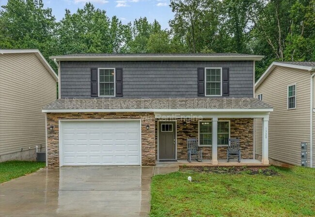 Building Photo - 1328 26th Ave NE