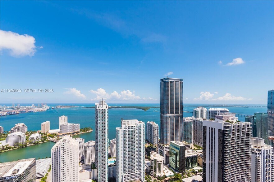 Building Photo - 801 S Miami Ave