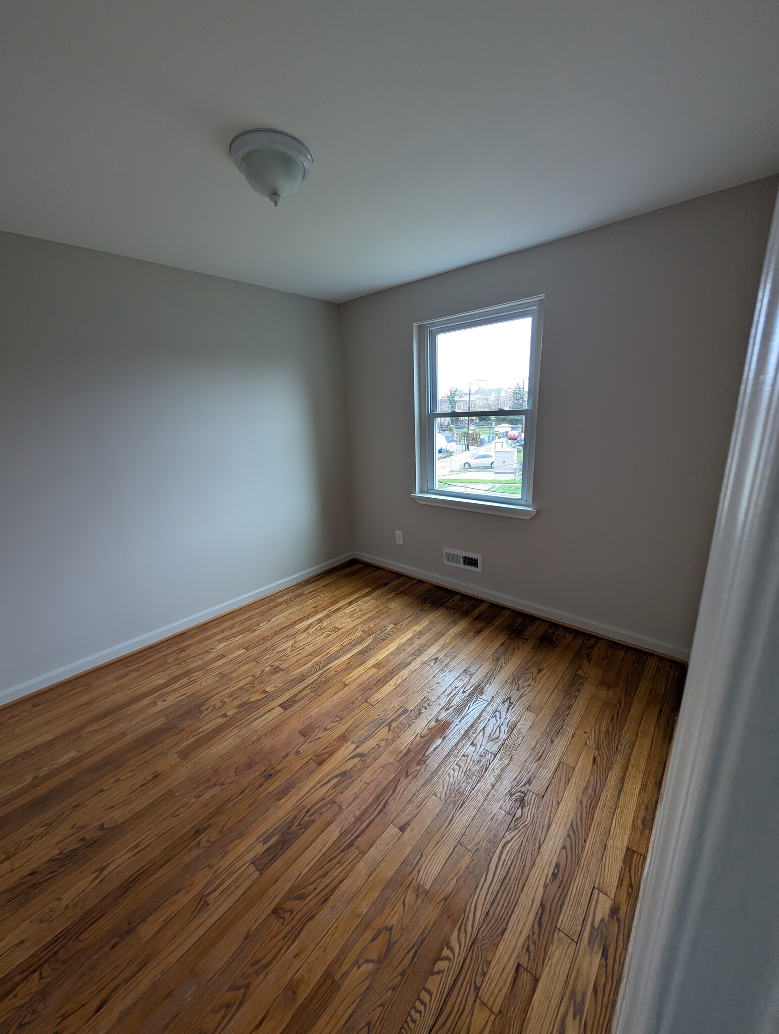 Building Photo - 4000 Elmora Ave