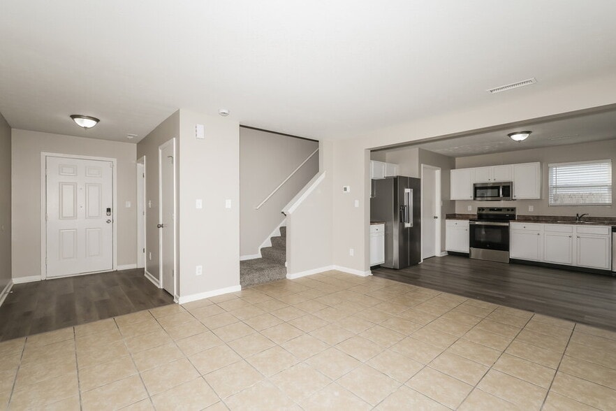 Building Photo - 3125 Danube Way