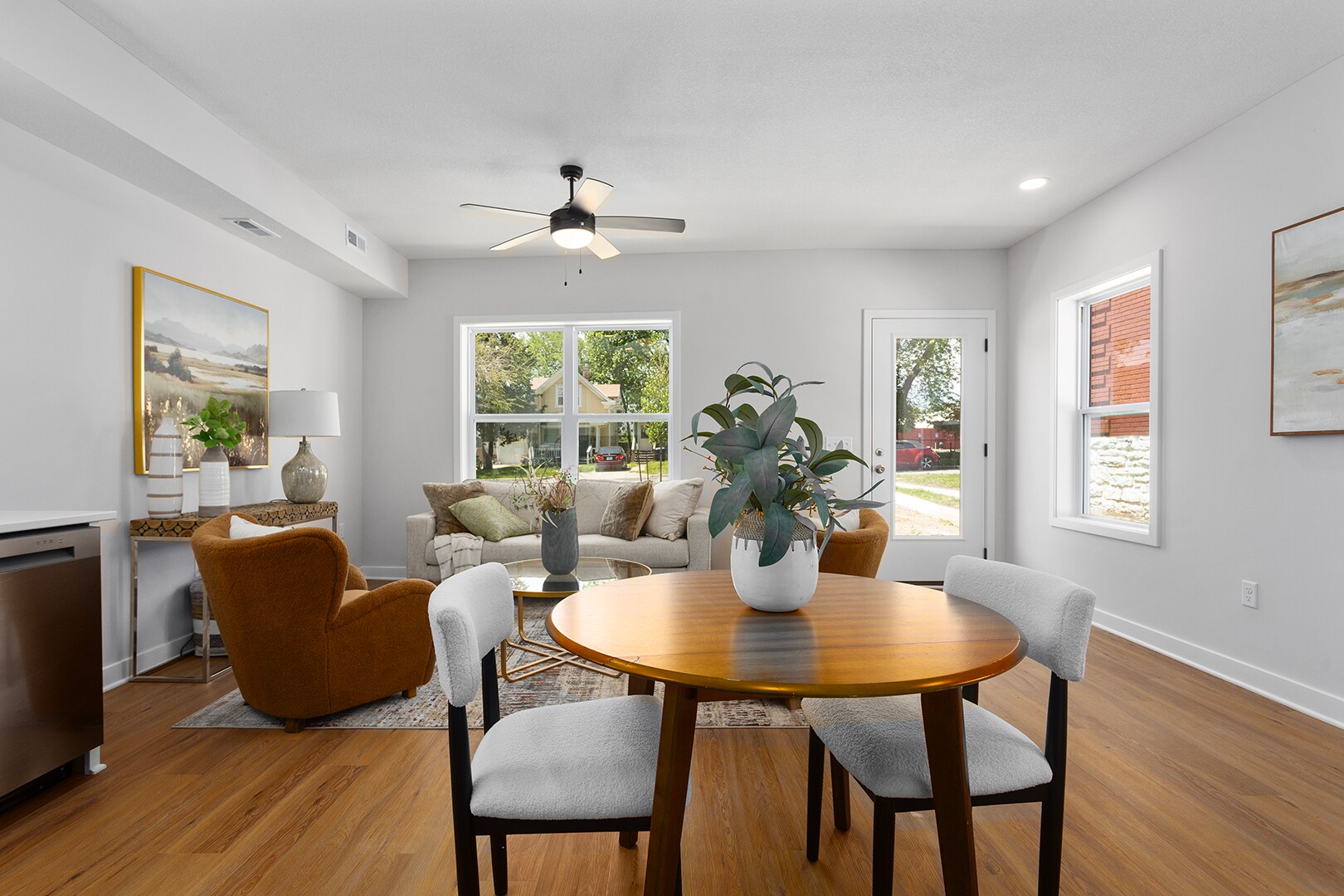 Building Photo - 4523 Forest Ave