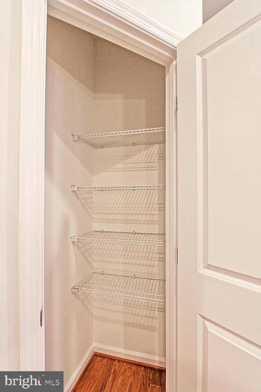 Building Photo - 13652 Endeavour Dr