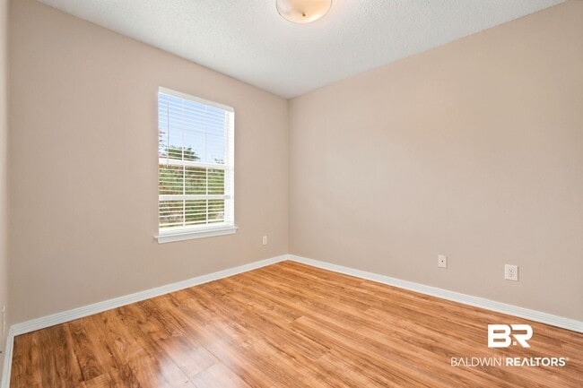 Building Photo - 7689 Audubon Dr