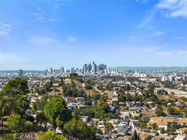 Building Photo - 3732 Dwiggins St