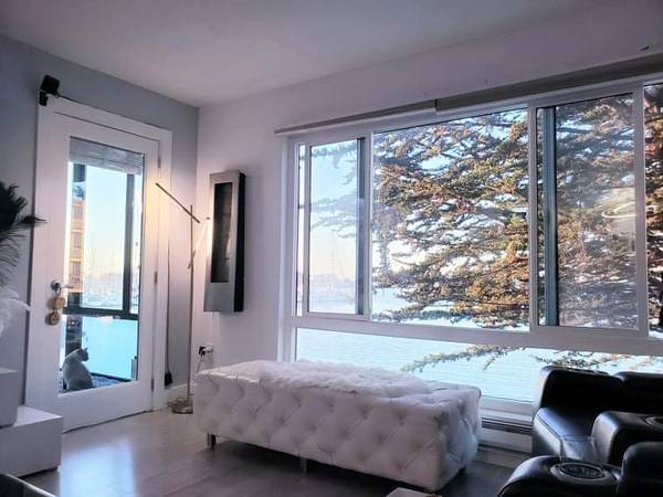 Building Photo - 5 Admiral Dr