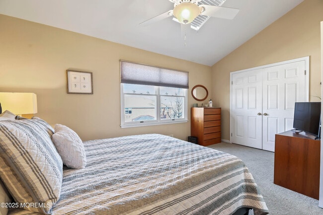 Building Photo - 1001 Central Ave