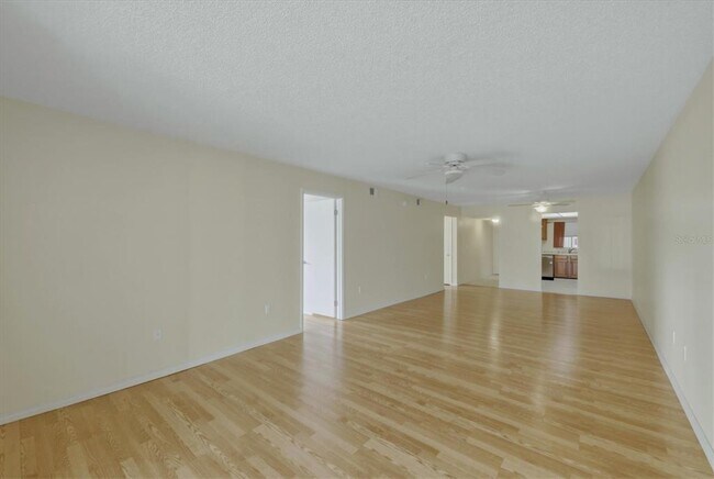 Building Photo - 4143 Heron Way