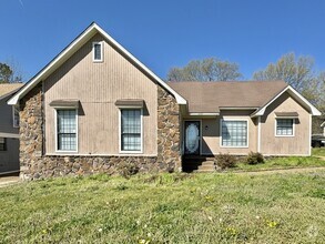 Building Photo - 4109 Friendly Way