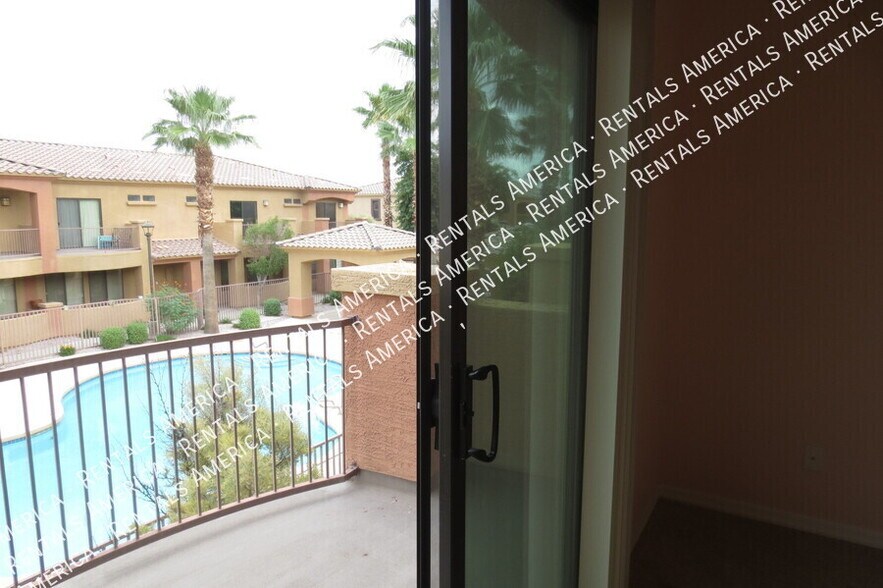 Building Photo - 16245 N 30th Pl