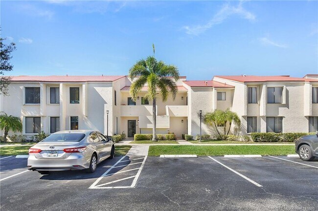 Building Photo - 5111 SE Miles Grant Rd