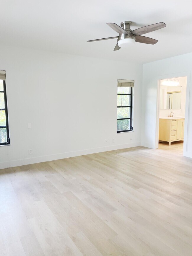 Building Photo - 3345 Pine Hill Trail