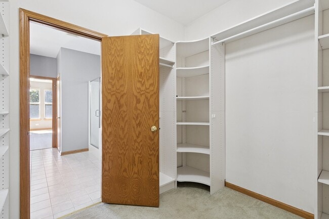 Building Photo - 3403 Green Pastures Ln