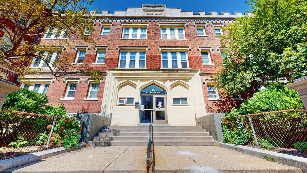 Building Photo - 18 Glenville Ave