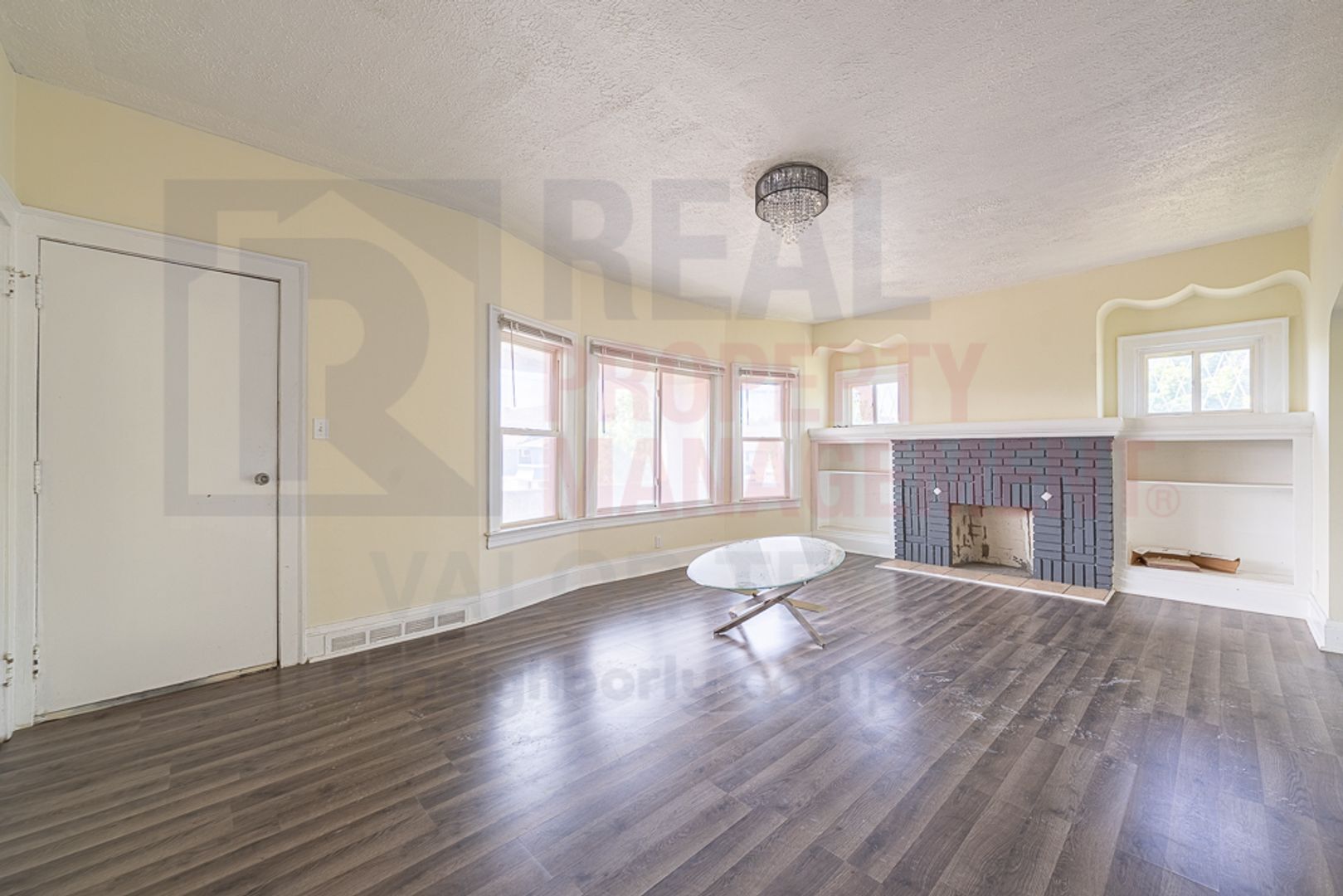 Building Photo - 3633 E 153rd St