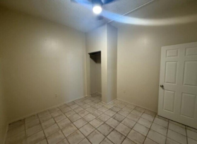 Building Photo - 1410 Marlton St