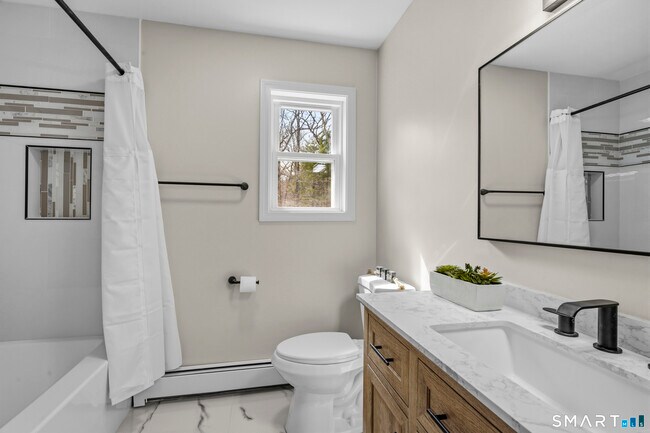 Building Photo - 3 Kenyon Rd