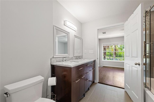 Building Photo - 9412 Lake Chase Island Way