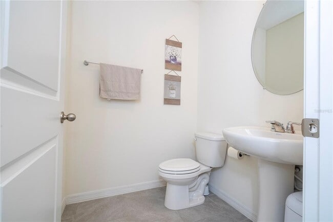 Building Photo - 12032 Holystone St