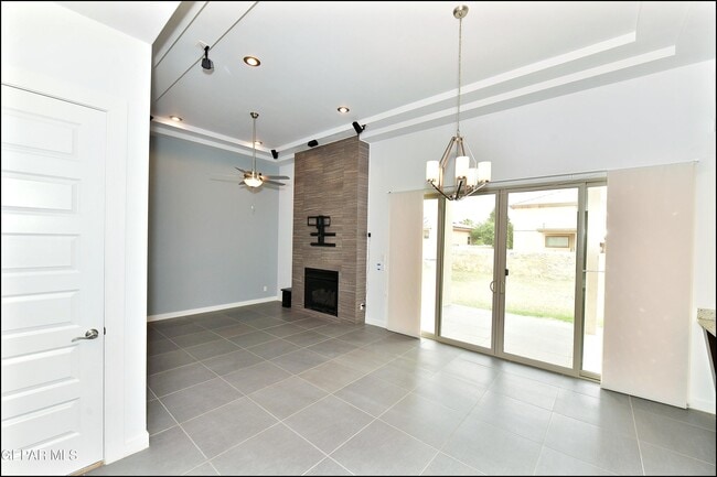 Building Photo - 5973 Cartagena Cir