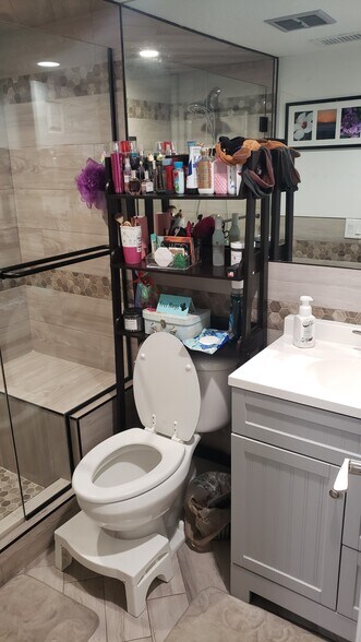 Bathroom - 1723 Gulf Rd