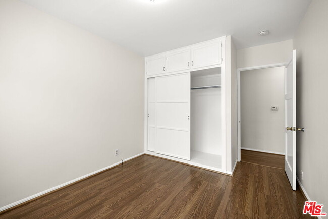 Building Photo - 5206 Emporia Ave