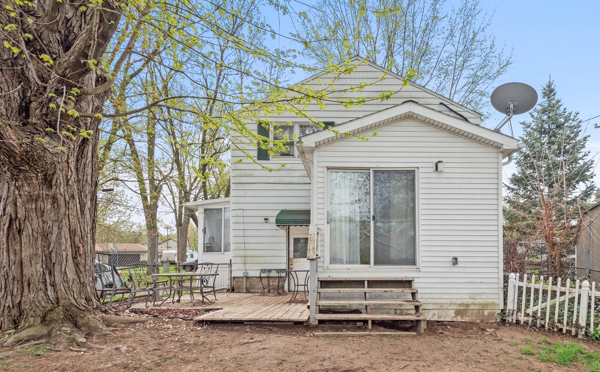 Building Photo - 4080 Joyce Ave