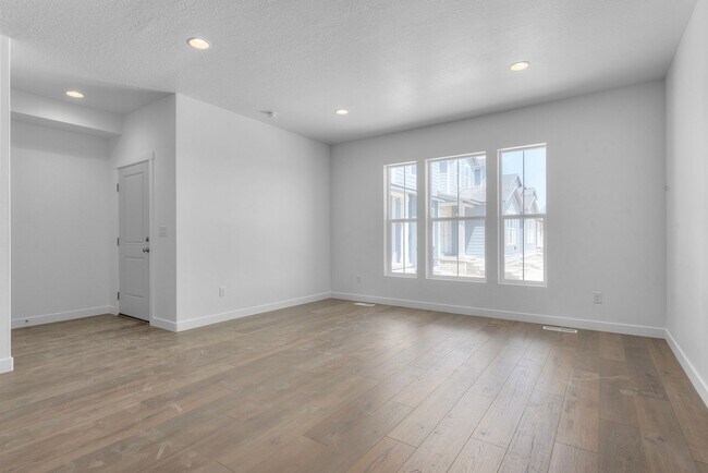 Building Photo - 6 WEEKS FREE! Brand New 4-bed, 3.5-bath Townhome Available Now